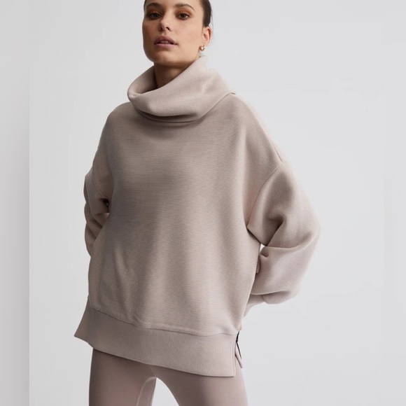 Varley Tops - Varley Milton Sweat Pullover in Ottoman Rib